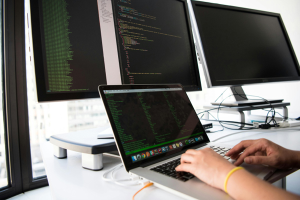 中創物流：搭建綜合物流平臺引進戰略投資者，投資期限延至7月31日