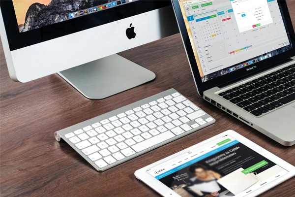 2026春晚主持反差太大！龍洋被吐槽，劉心悅驚豔，撒貝南承包笑點