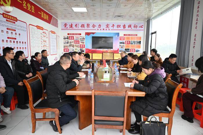 百色百礦物流：實幹賦能促發展