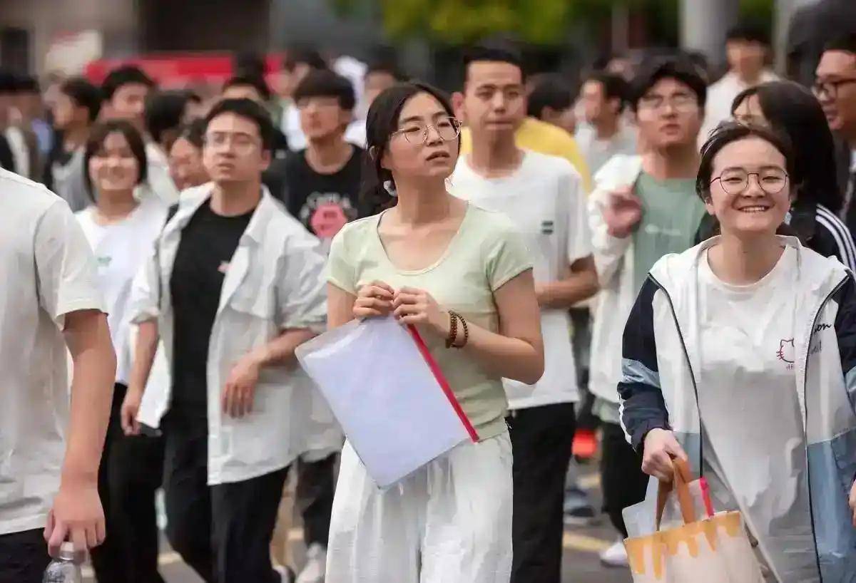 原創考研人數暴跌45萬！別信學歷無用論，只會坑了娃