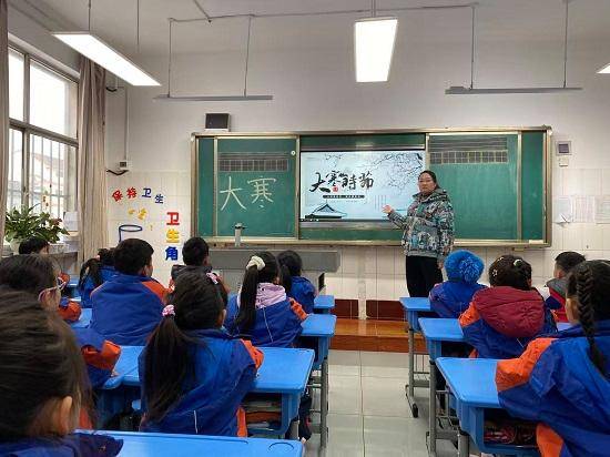 原創莒南縣第三小學多彩活動溫暖寒冬