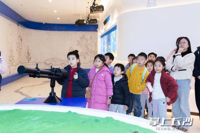 長沙麓山國際第二實驗小學：探秘風雲變幻 點亮科學童心