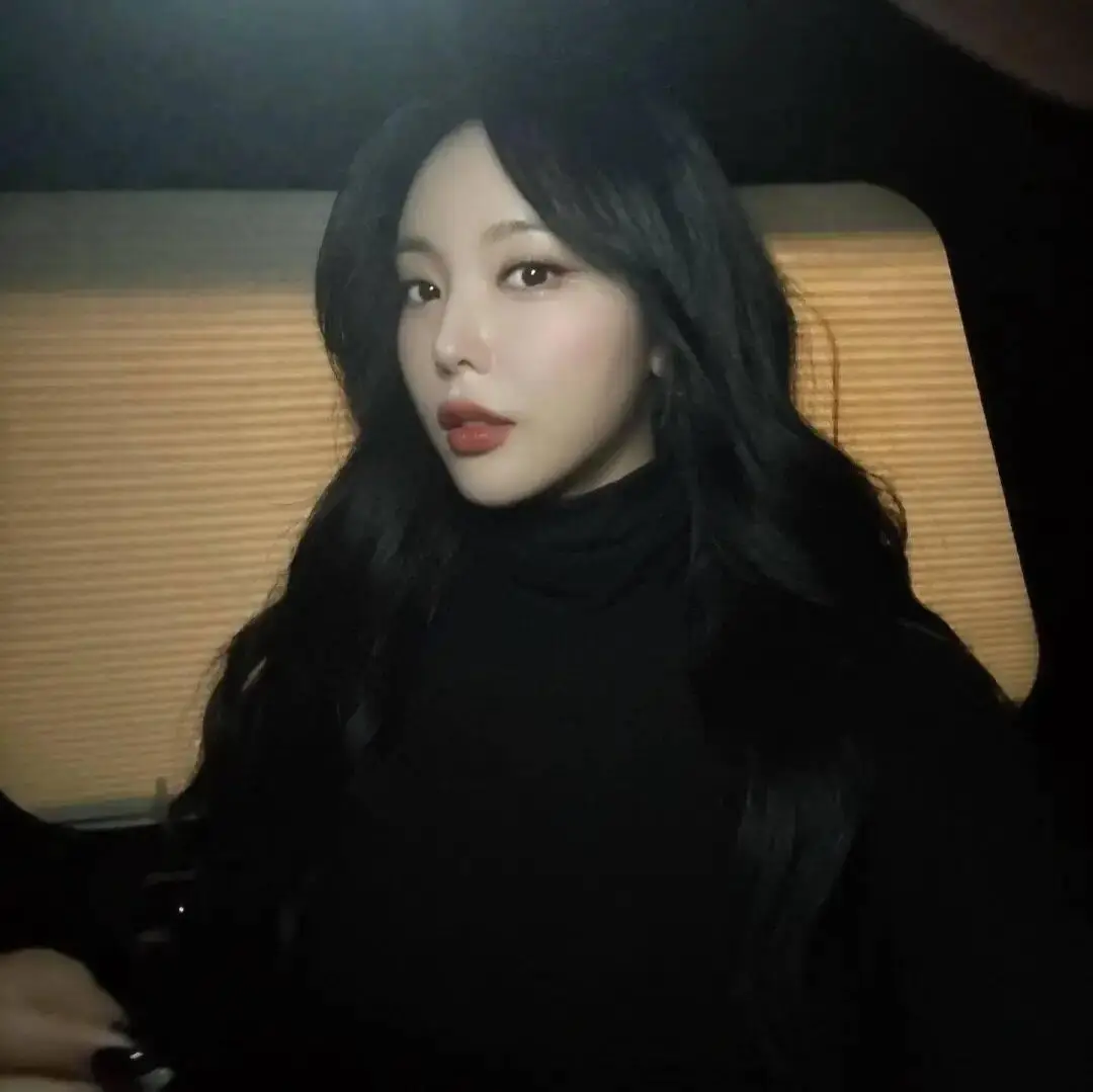 她被曝論文抄襲，碩博學位均撤銷！後被扒父親是同所高校教授