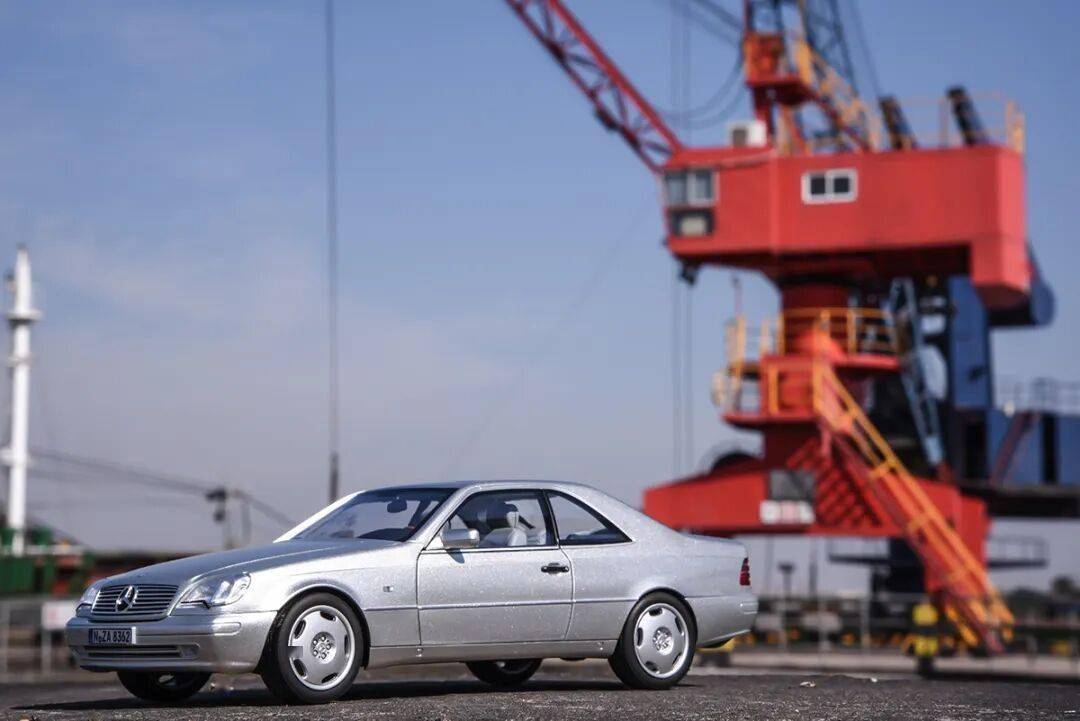 祝各位輪語人，新年越來越帥，荷包越來越厚，收藏越來越有品味！