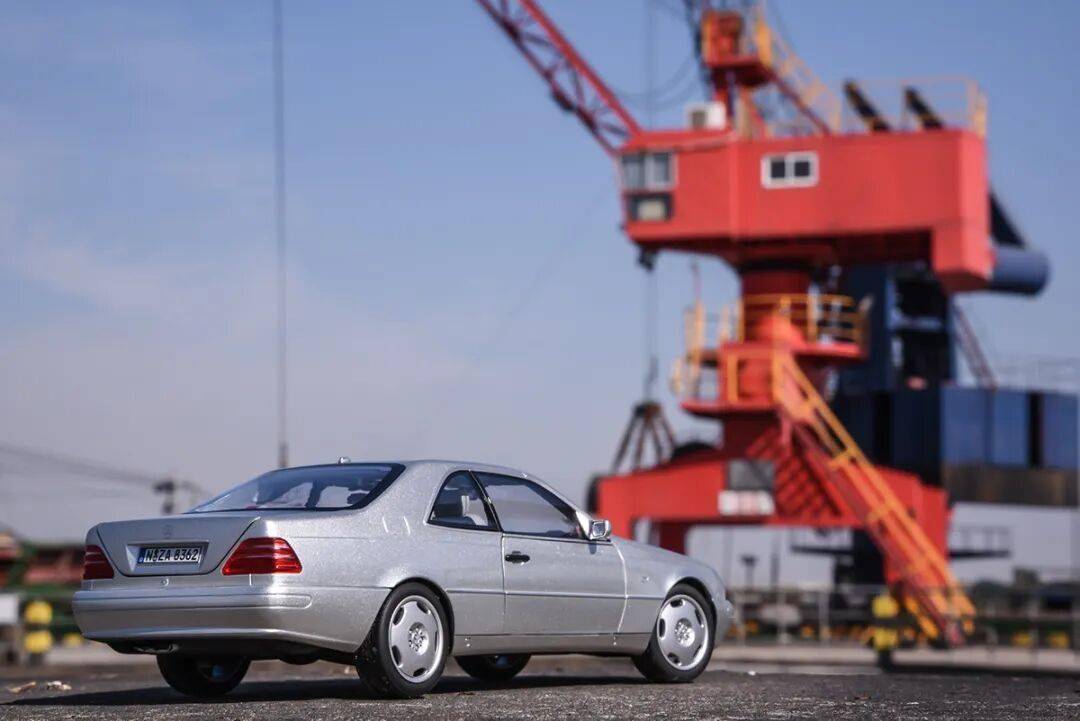 祝各位輪語人，新年越來越帥，荷包越來越厚，收藏越來越有品味！